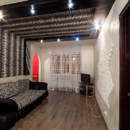 Prospekt Svobody 40 Apartment Ужгород Екстериор снимка