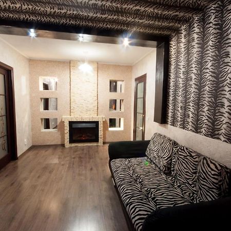 Prospekt Svobody 40 Apartment Ужгород Екстериор снимка